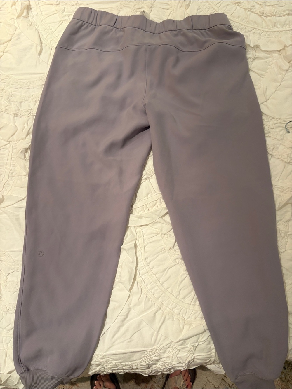 lululemon athletica Lavender Gray Women's Joggers - Picture 4 of 6